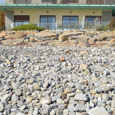 Riva Mare Apartment Riva Ligure Exterior photo